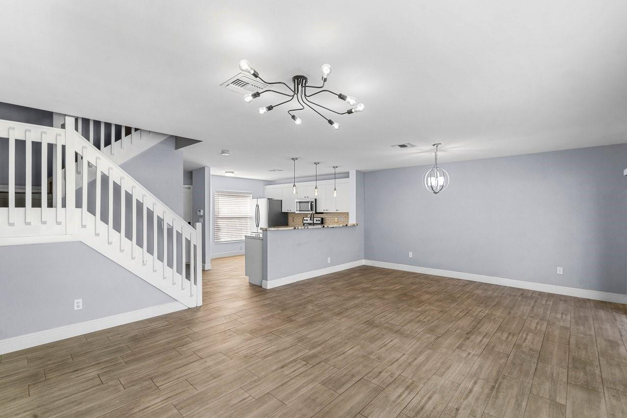 1247 NW 51st St