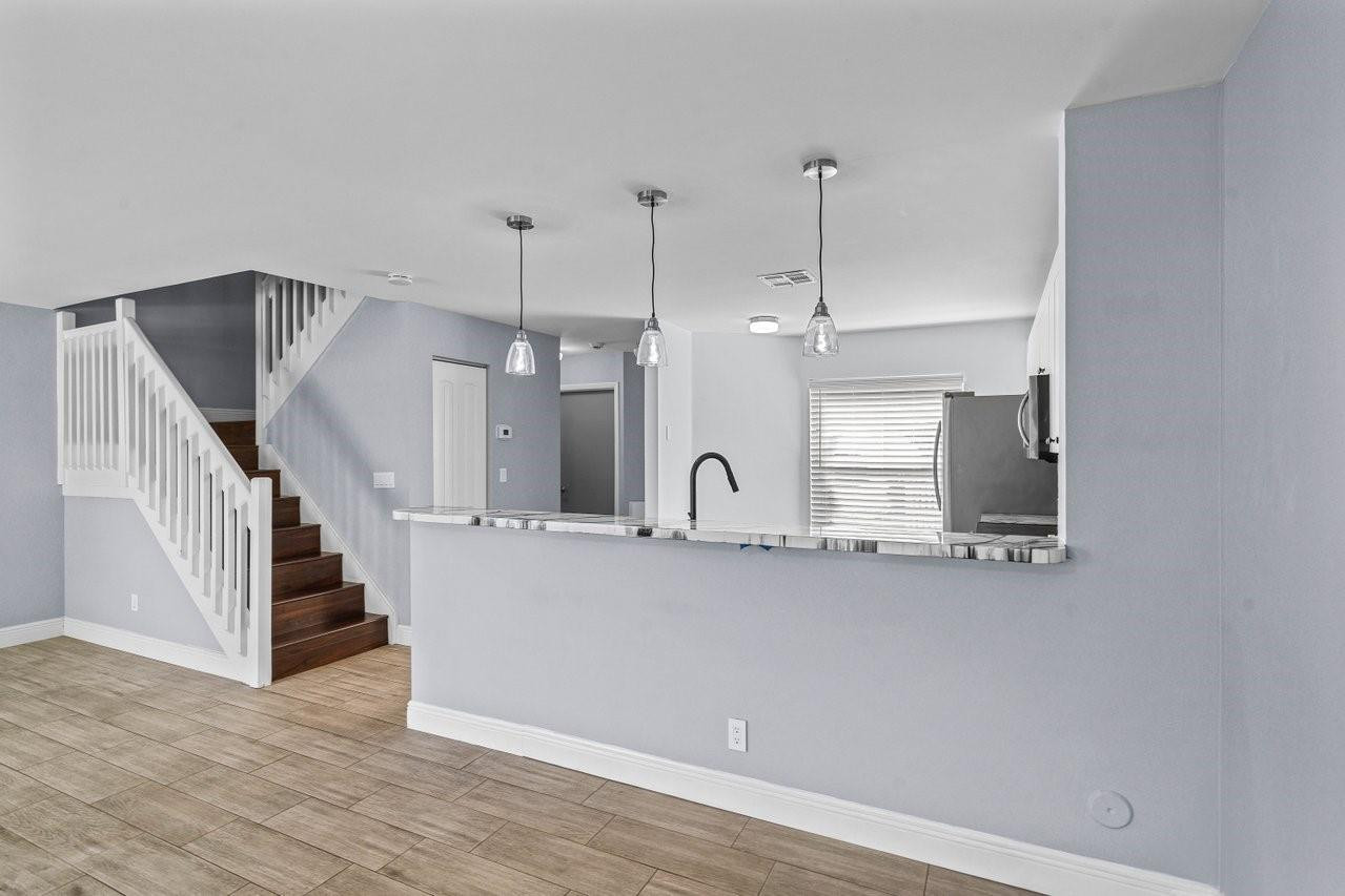 1247 NW 51st St