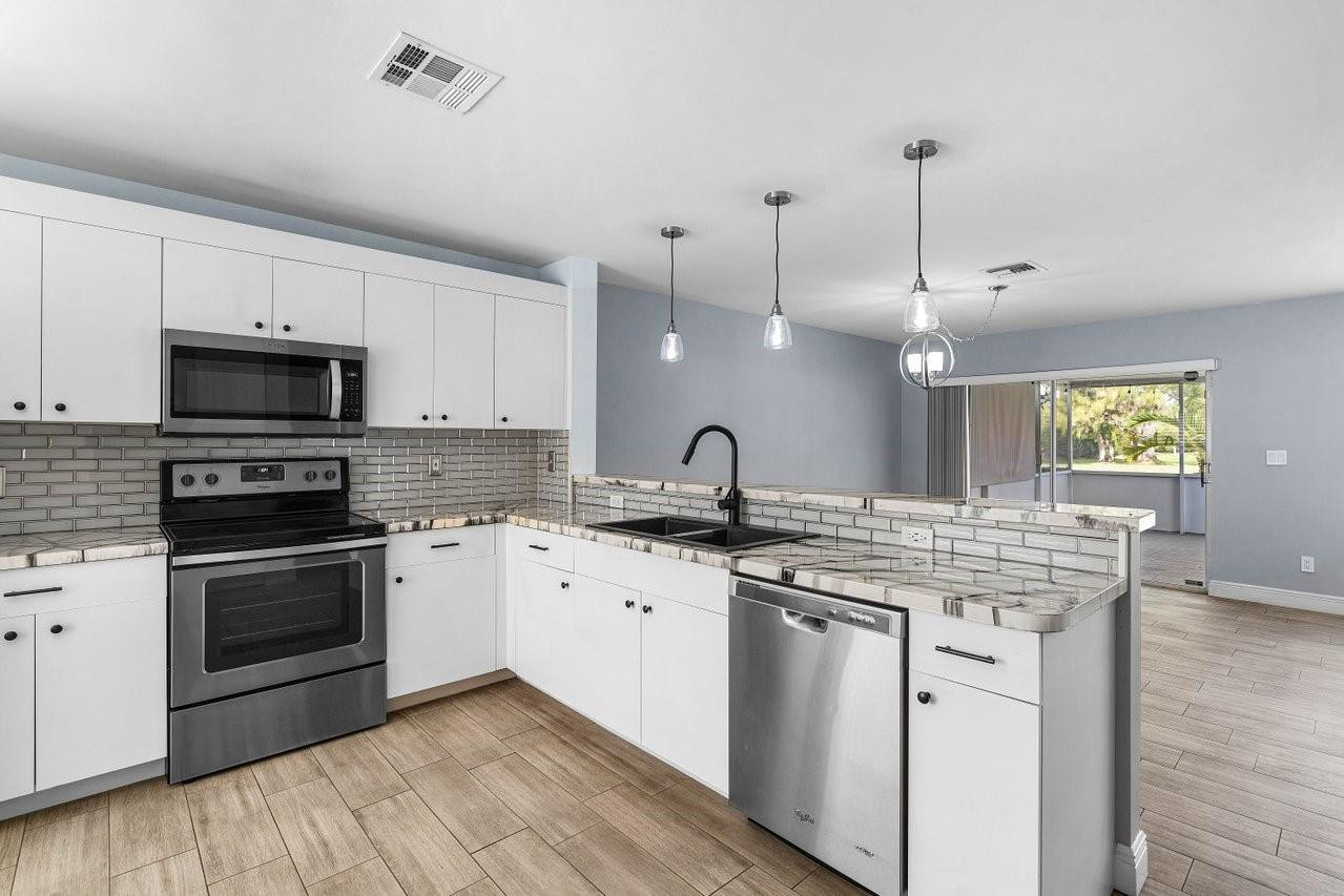 1247 NW 51st St