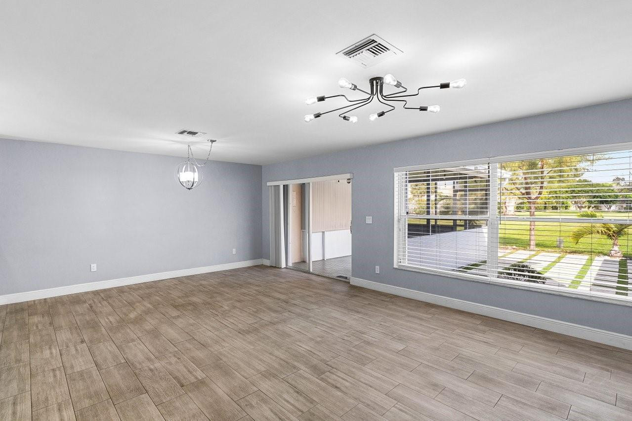 1247 NW 51st St