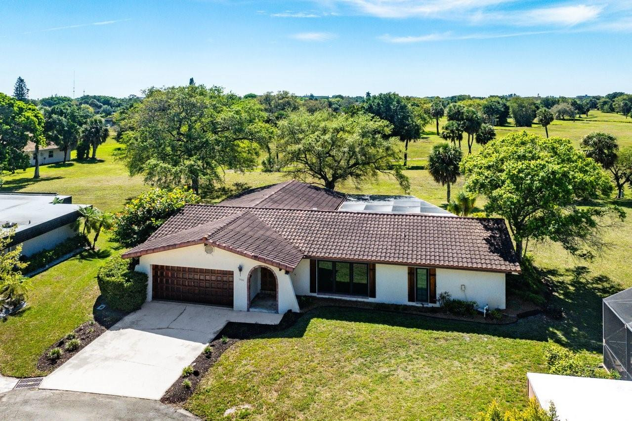 5505 Red Oak Cir