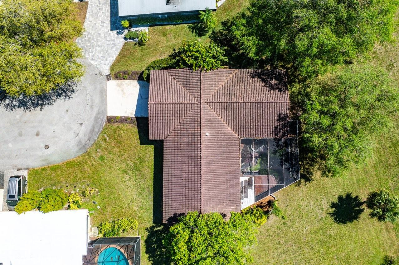 5505 Red Oak Cir