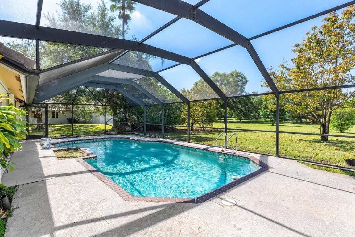 6911 W Cypresshead Dr