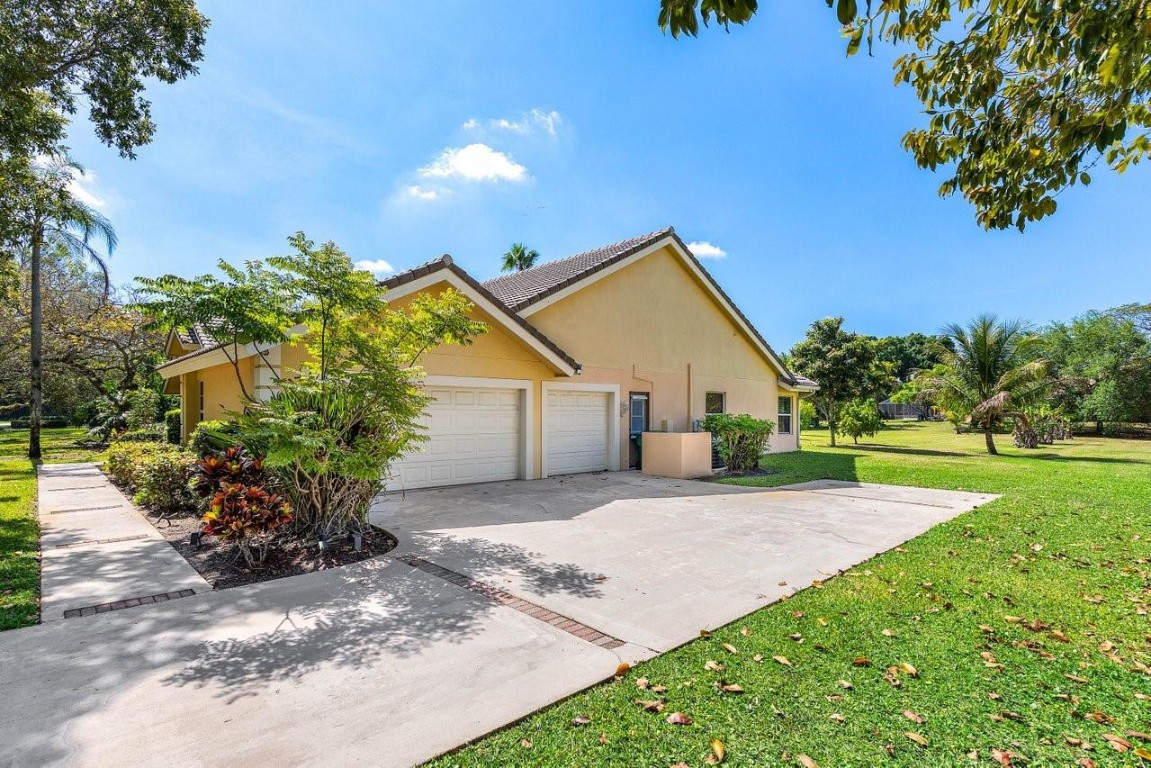 6911 W Cypresshead Dr