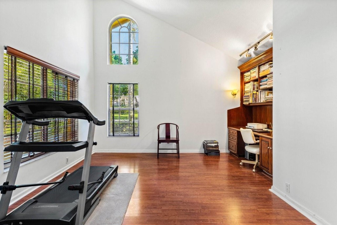 6911 W Cypresshead Dr