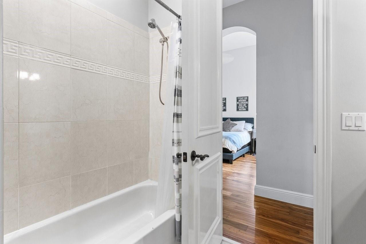 7126 Spyglass Avenue