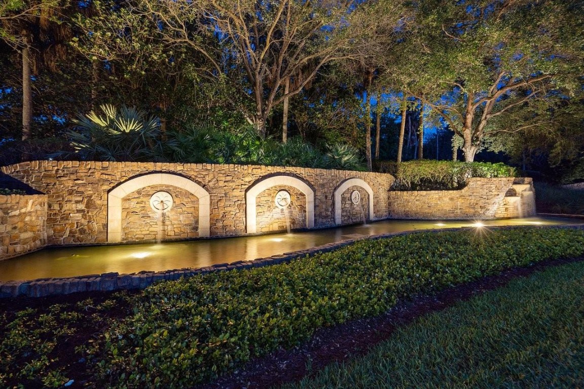 7126 Spyglass Avenue