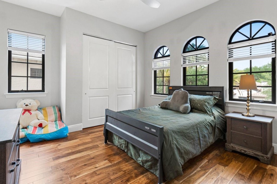 7126 Spyglass Avenue