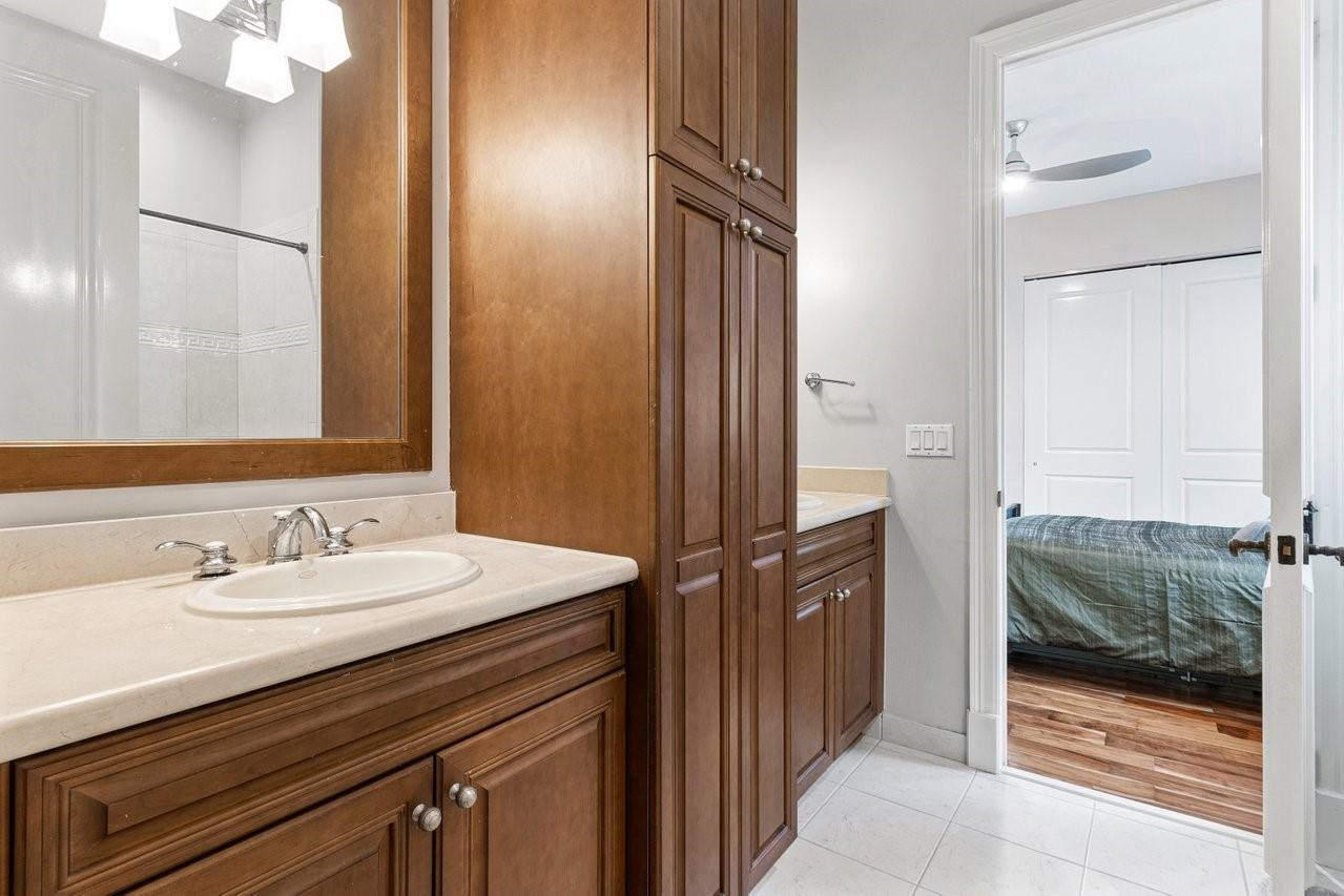 7126 Spyglass Avenue