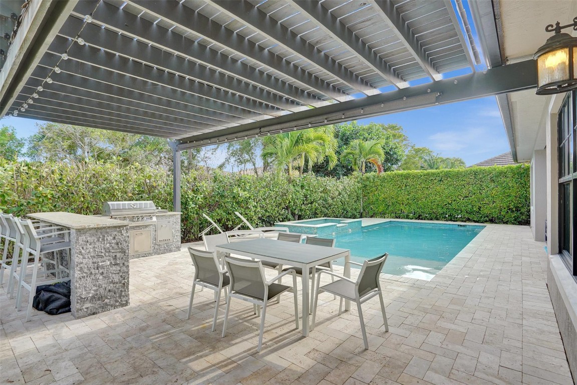 11010 Meridian Dr South