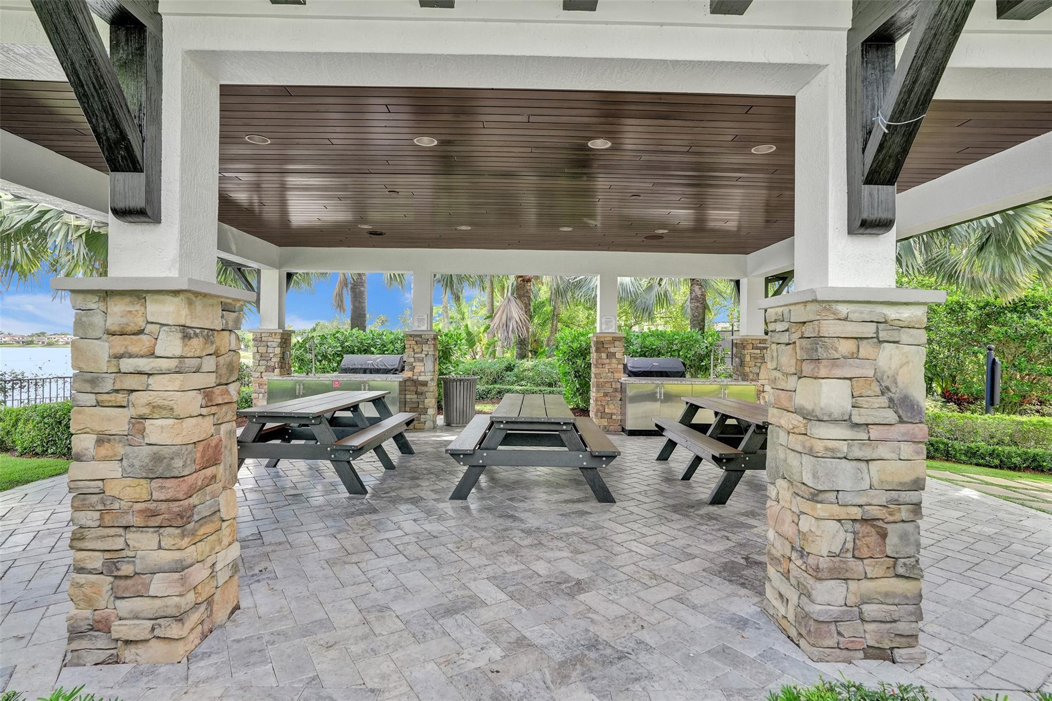 11010 Meridian Dr South