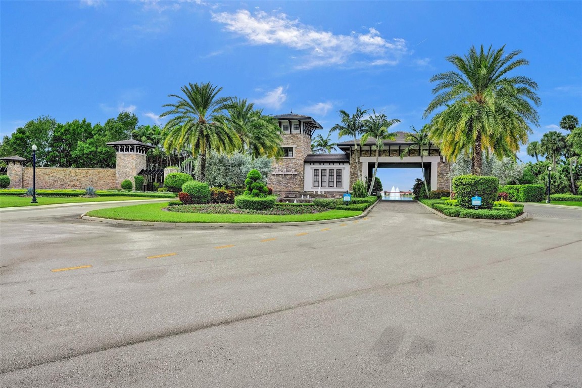 11010 Meridian Dr South