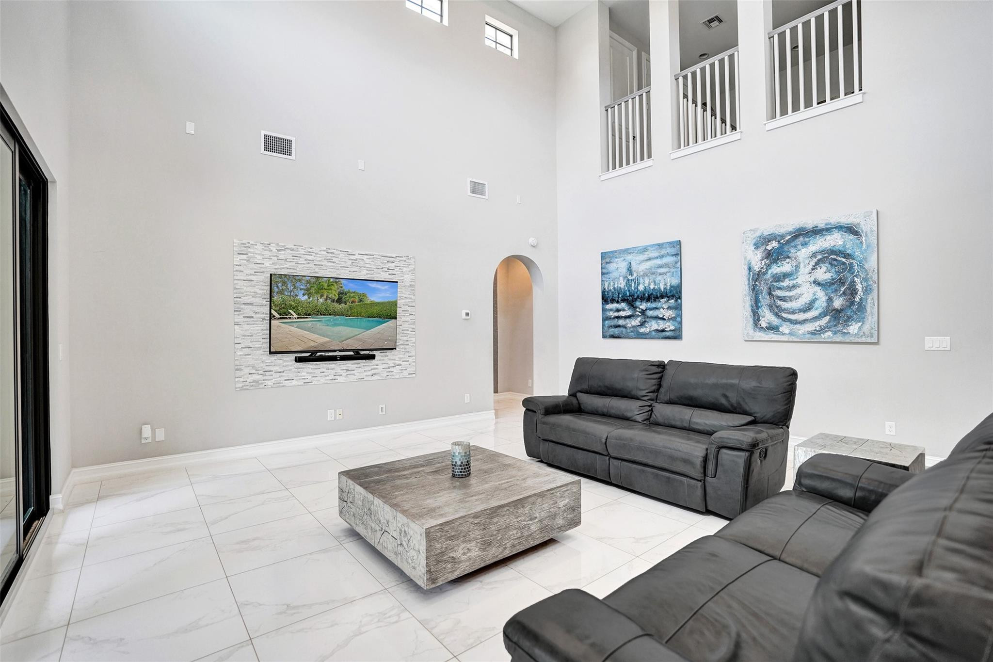 11010 Meridian Dr South