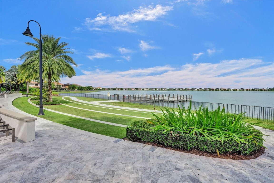 11010 Meridian Dr South