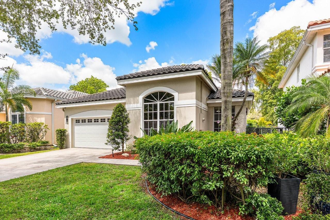 7535 NW 71st Ter