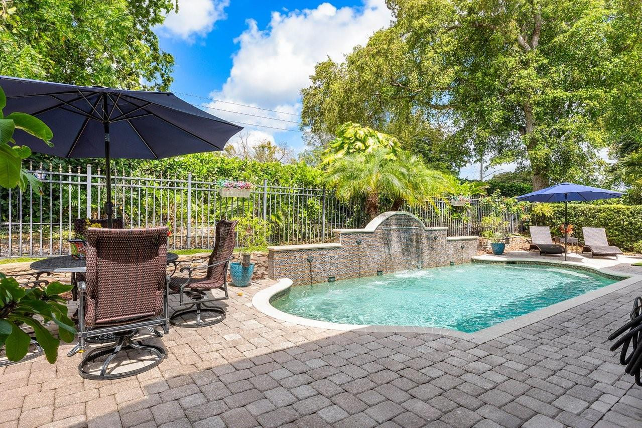 7535 NW 71st Ter