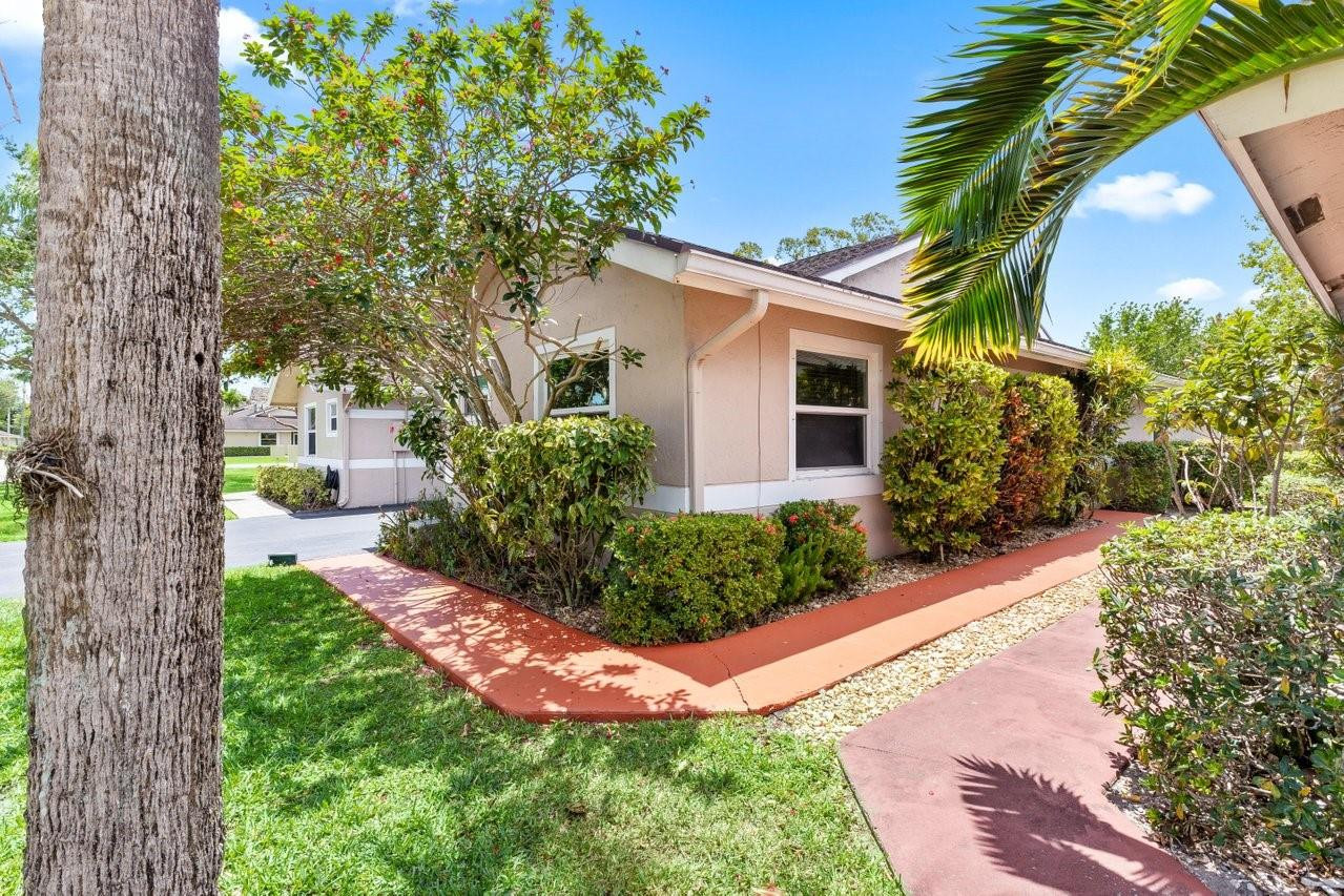 1260 NW 52nd Way