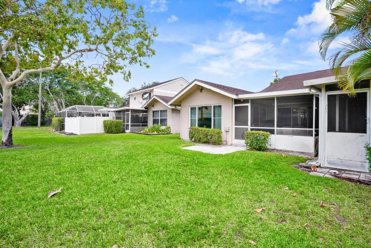 1260 NW 52nd Way