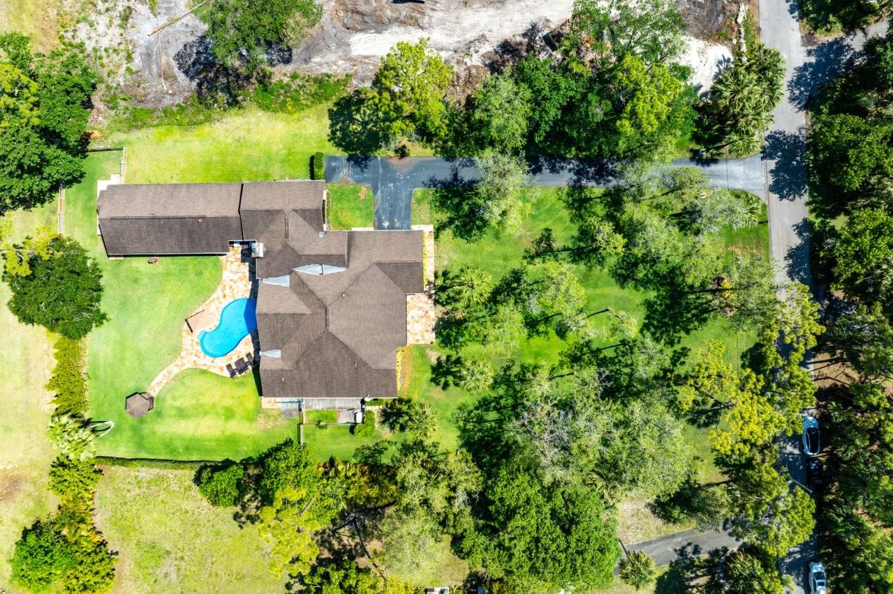5840 NW 66th Ave