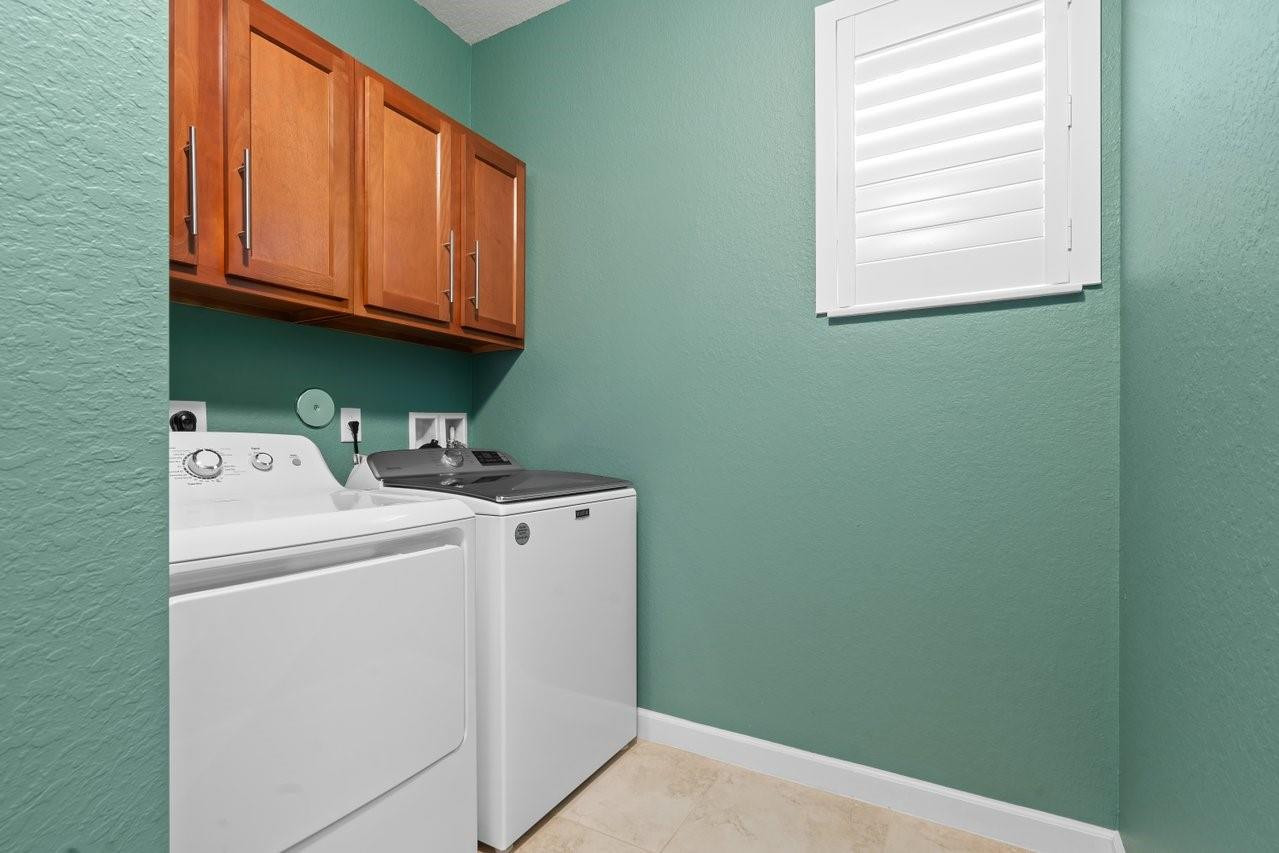 9580 Town Parc Cir S 9580