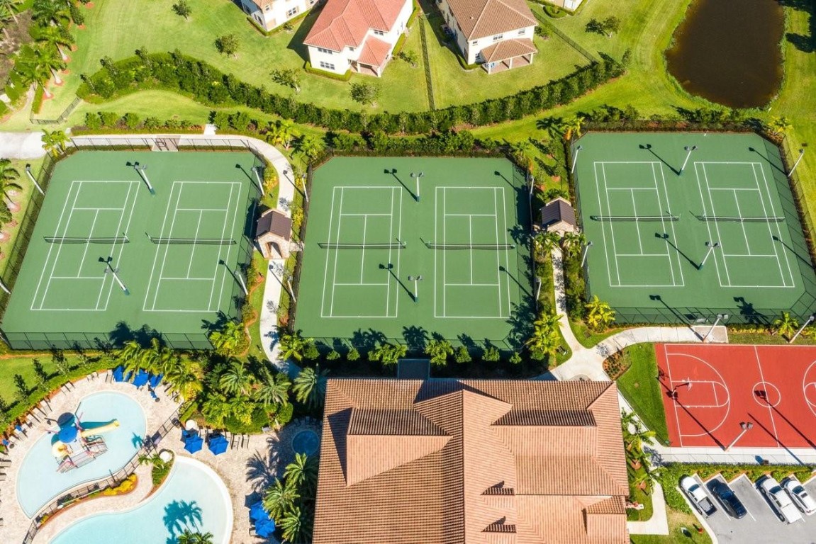 9580 Town Parc Cir S 9580