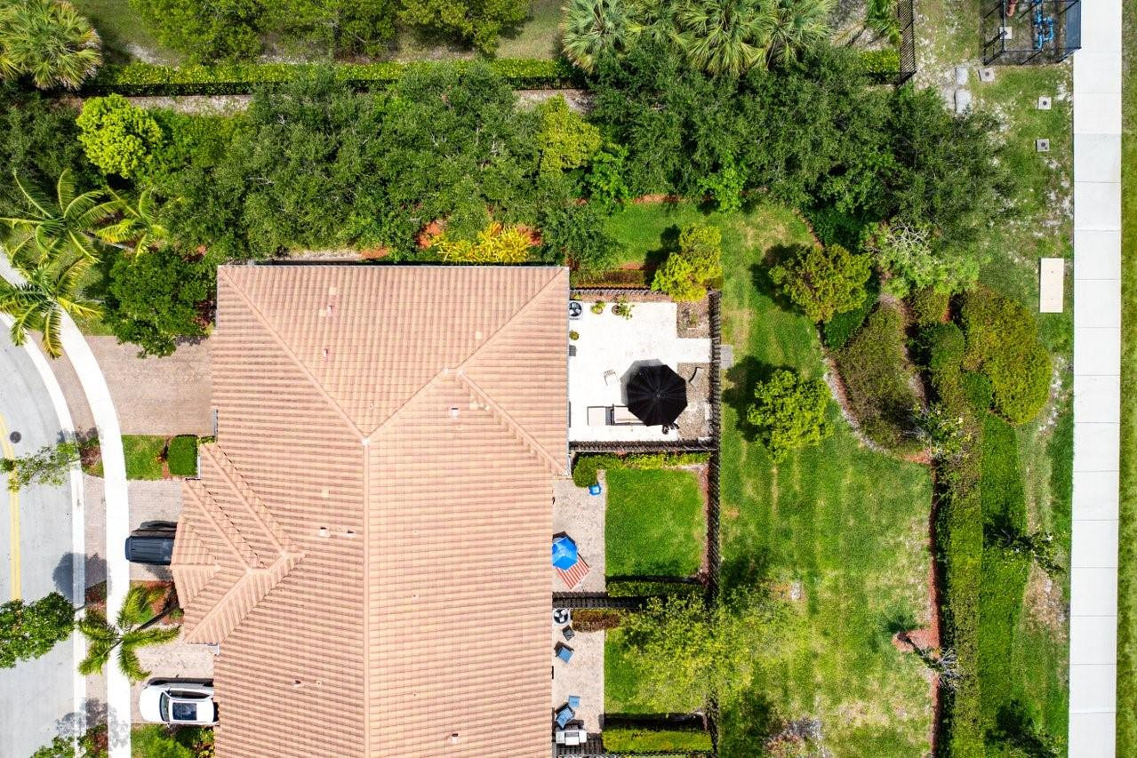 9580 Town Parc Cir S 9580