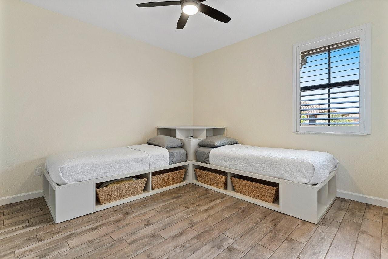 9580 Town Parc Cir S 9580