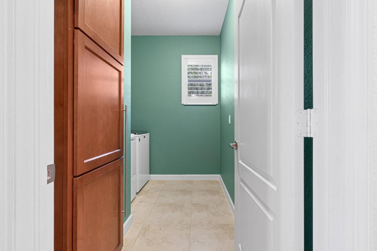 9580 Town Parc Cir S 9580