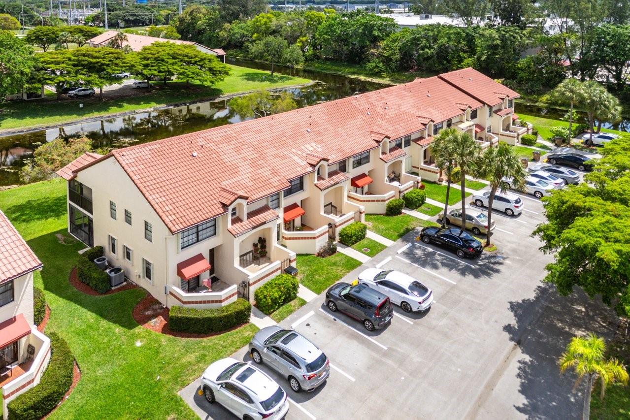 801 Freedom Ct 801