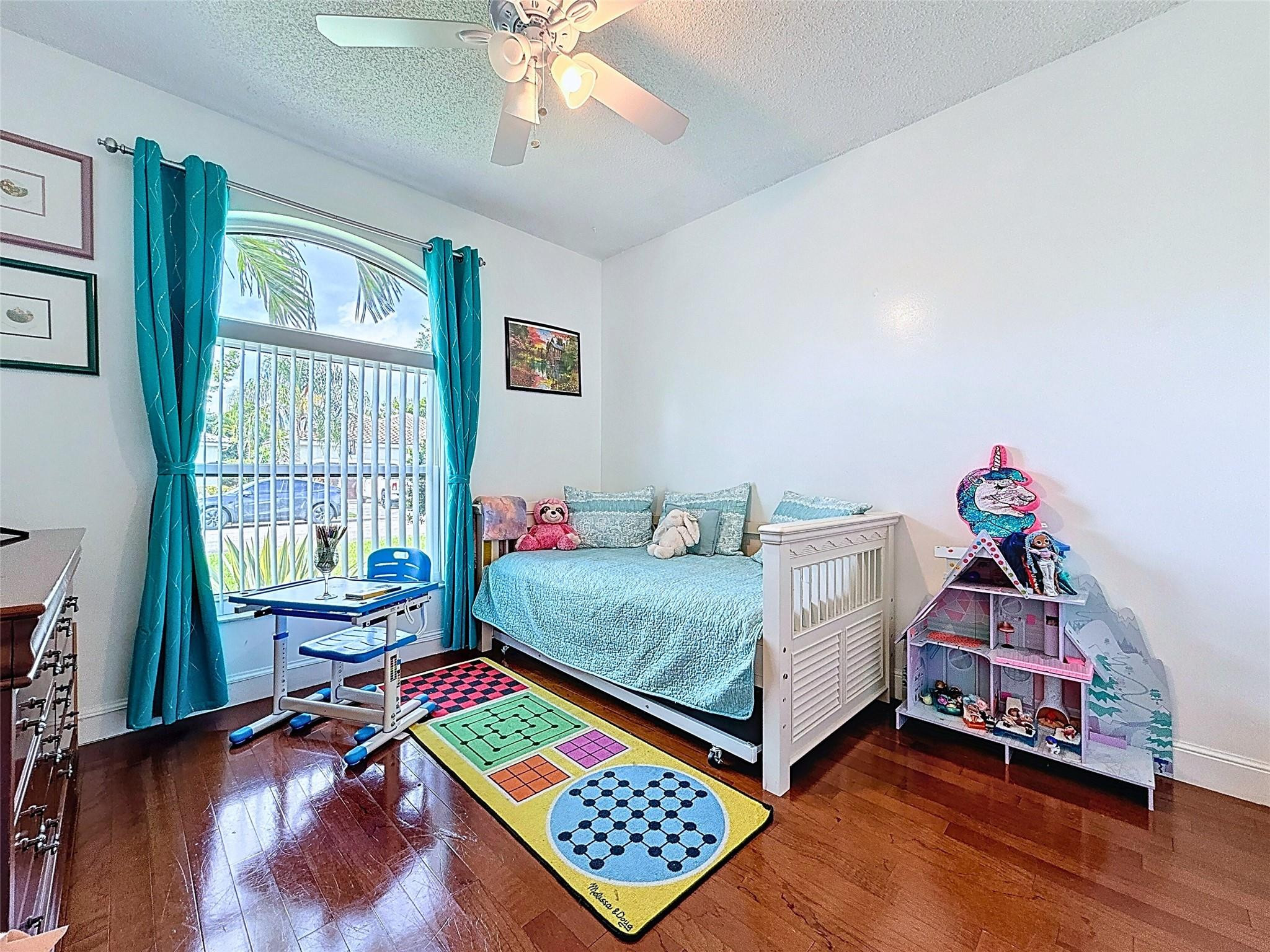 5985 NW 72nd Court