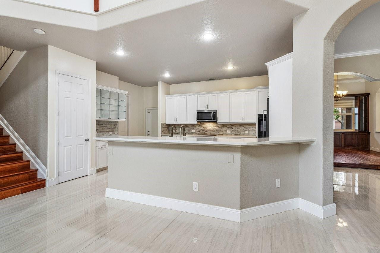864 NW 123rd Dr