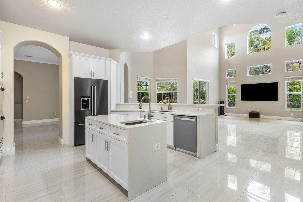 864 NW 123rd Dr