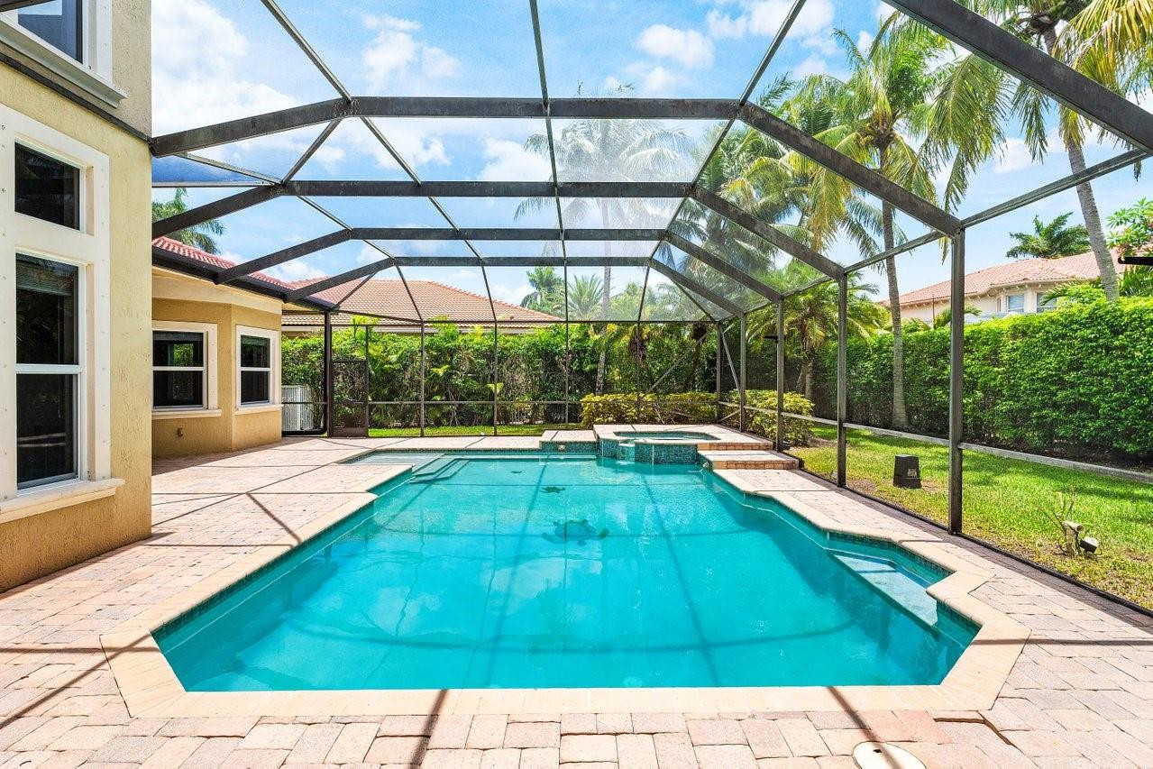 864 NW 123rd Dr