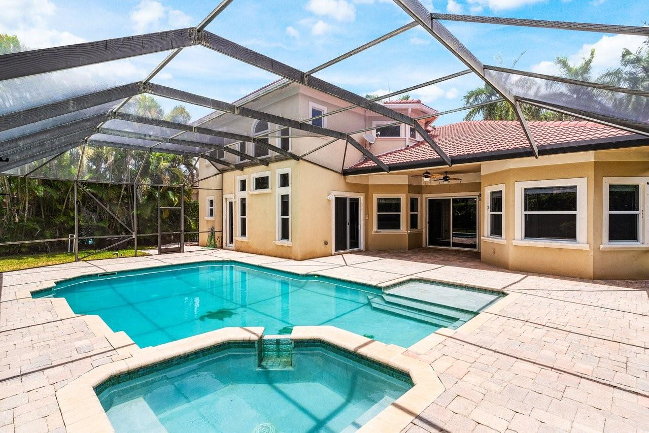 864 NW 123rd Dr