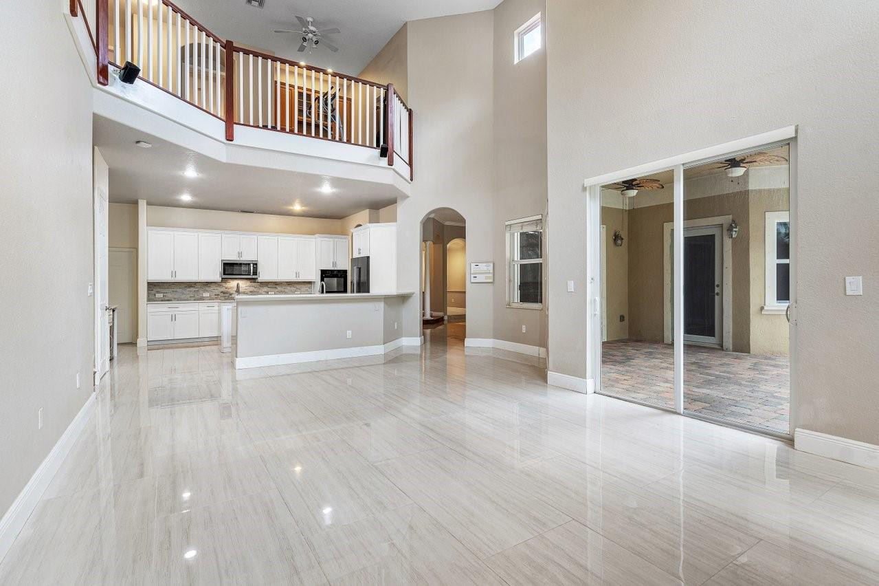 864 NW 123rd Dr