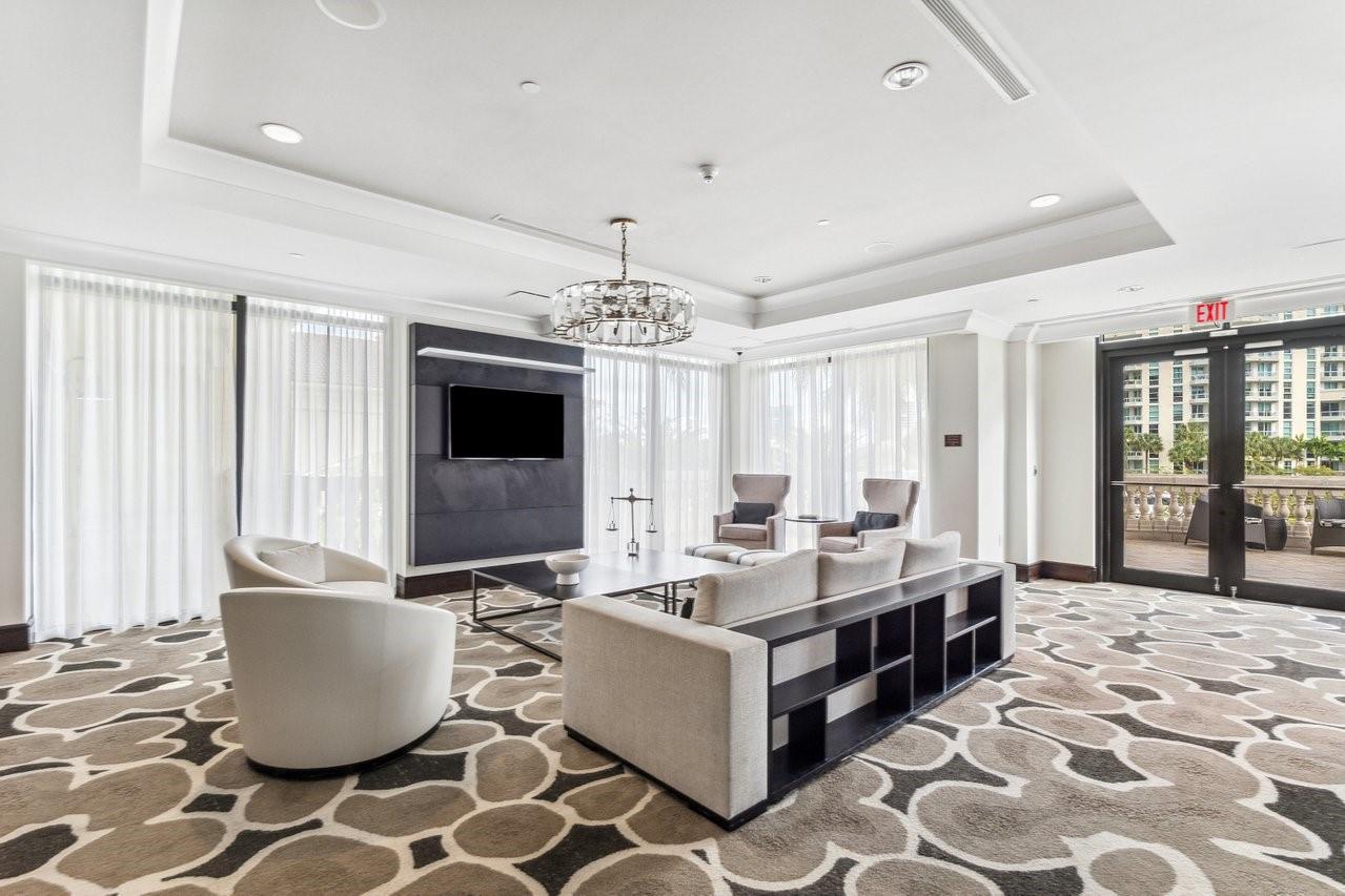 610 W Las Olas Blvd 517