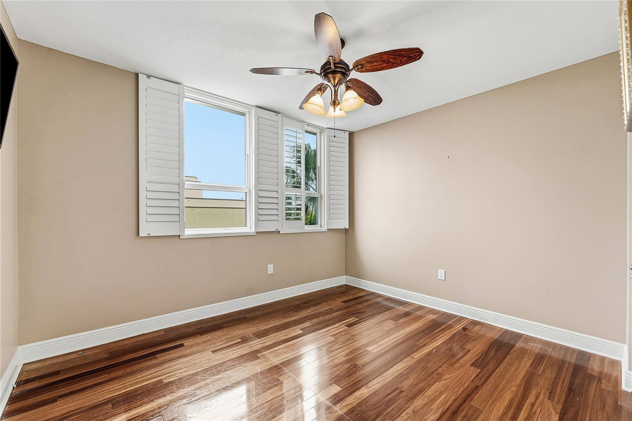 610 W Las Olas Blvd 517