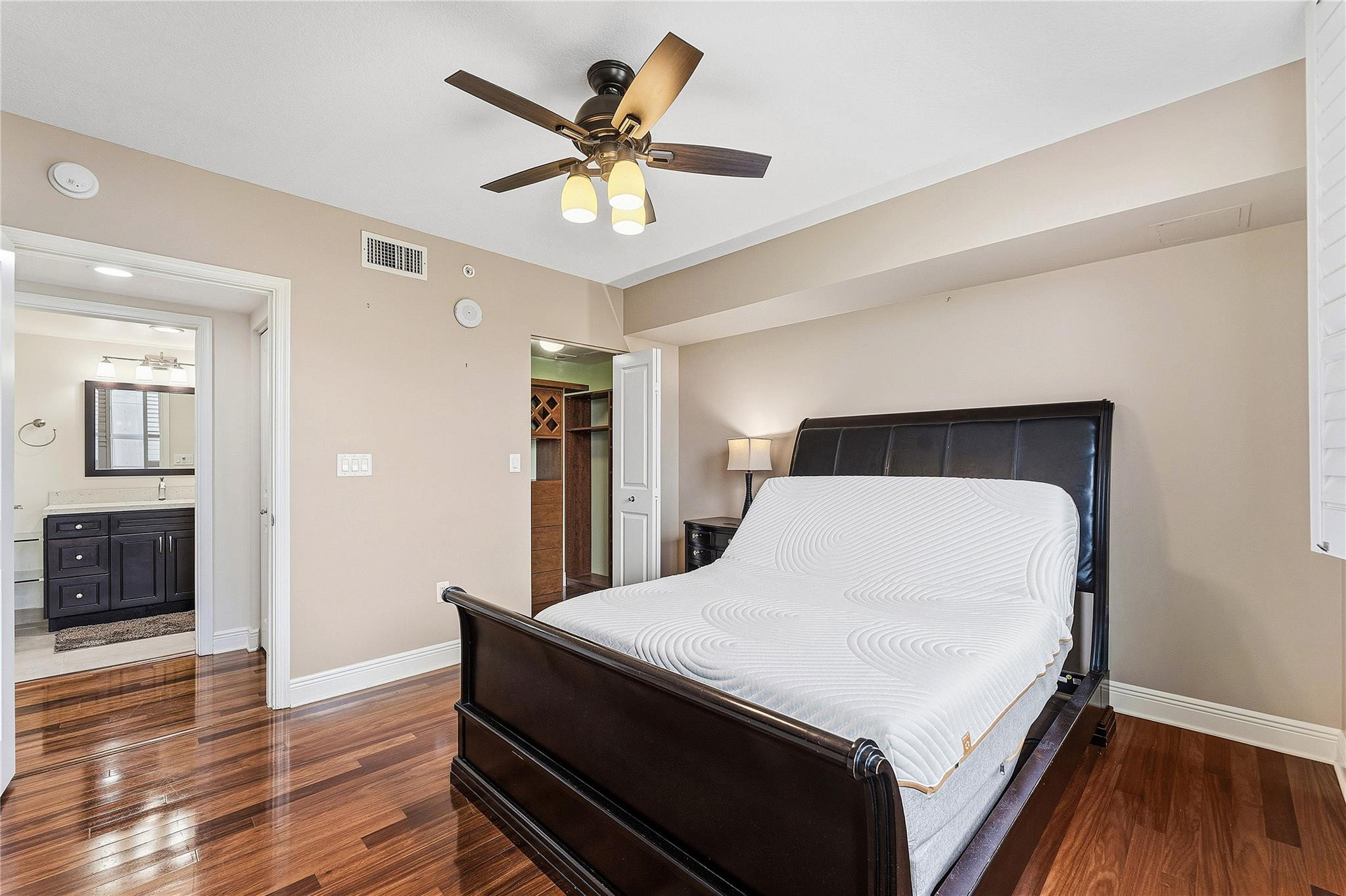 610 W Las Olas Blvd 517