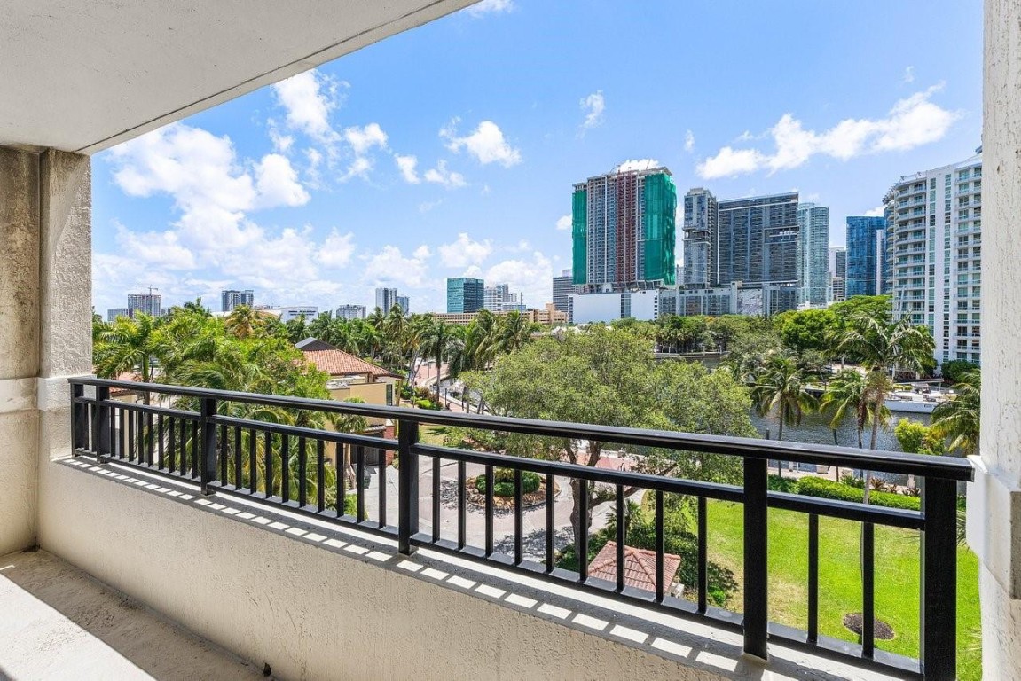 610 W Las Olas Blvd 517