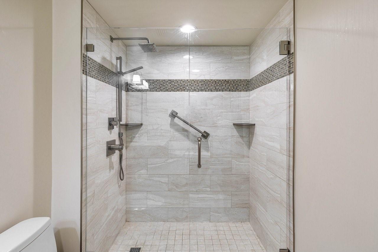 610 W Las Olas Blvd 517