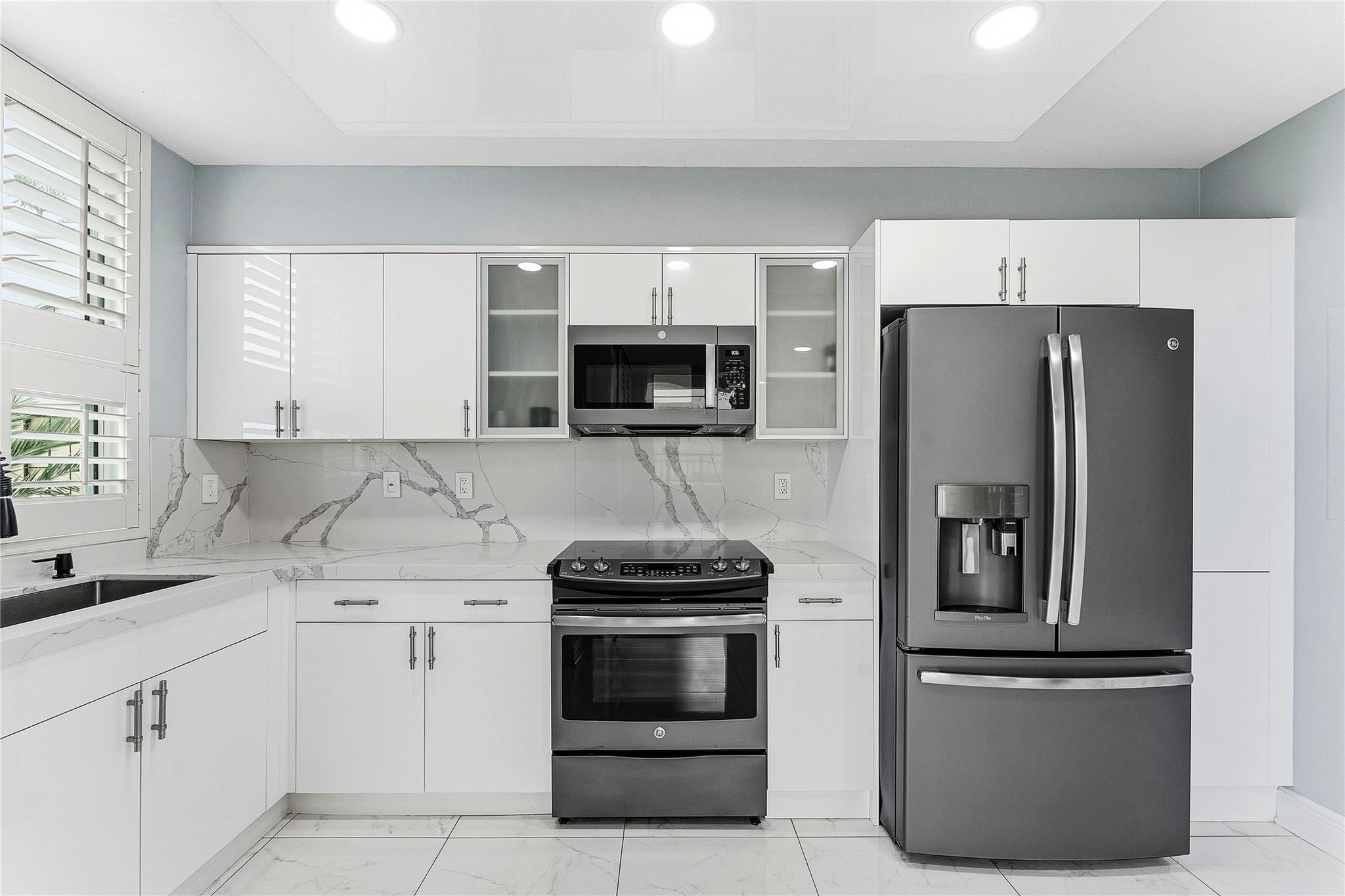 610 W Las Olas Blvd 517