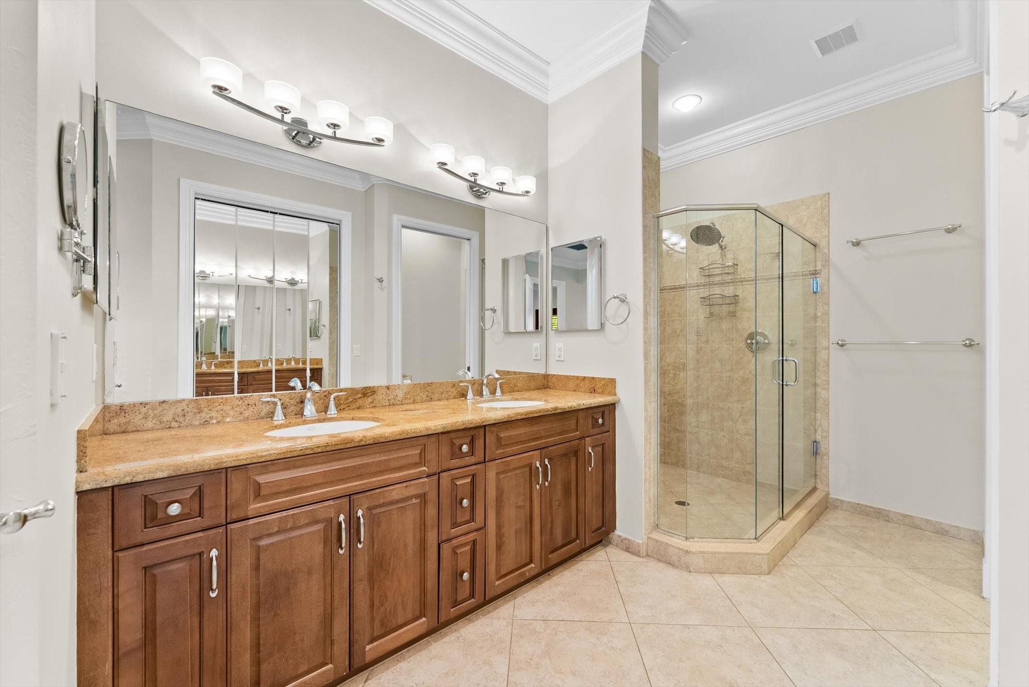 7605 Old Thyme Ct 4B