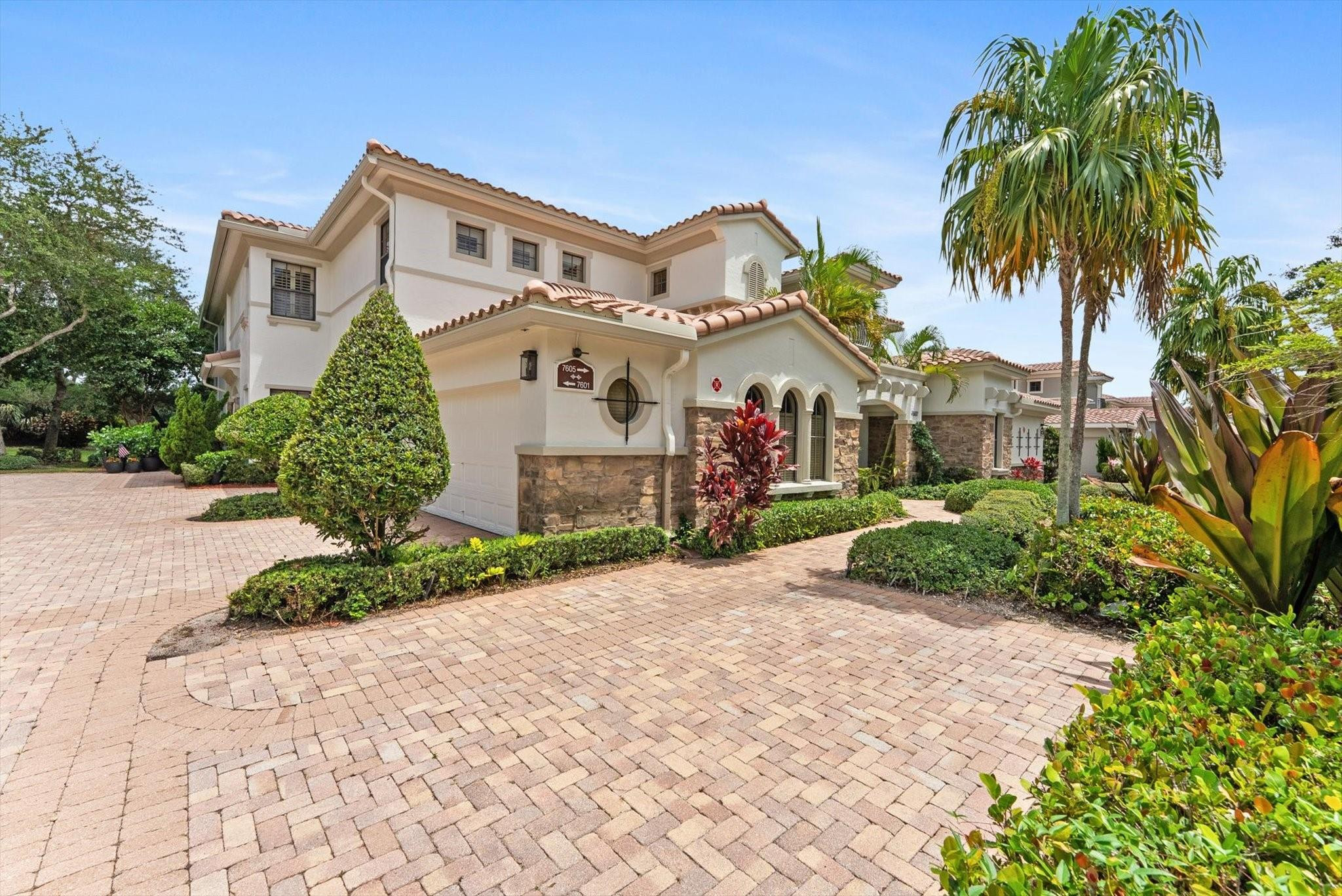 7605 Old Thyme Ct 4B