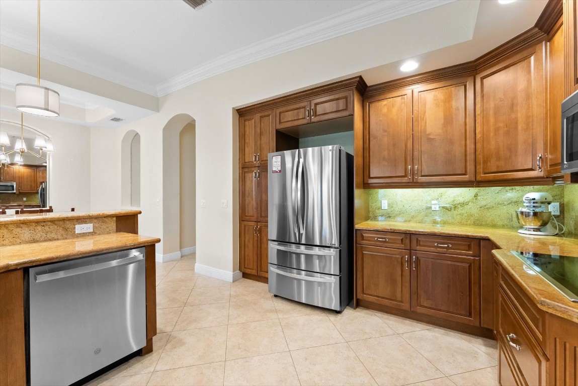 7605 Old Thyme Ct 4B