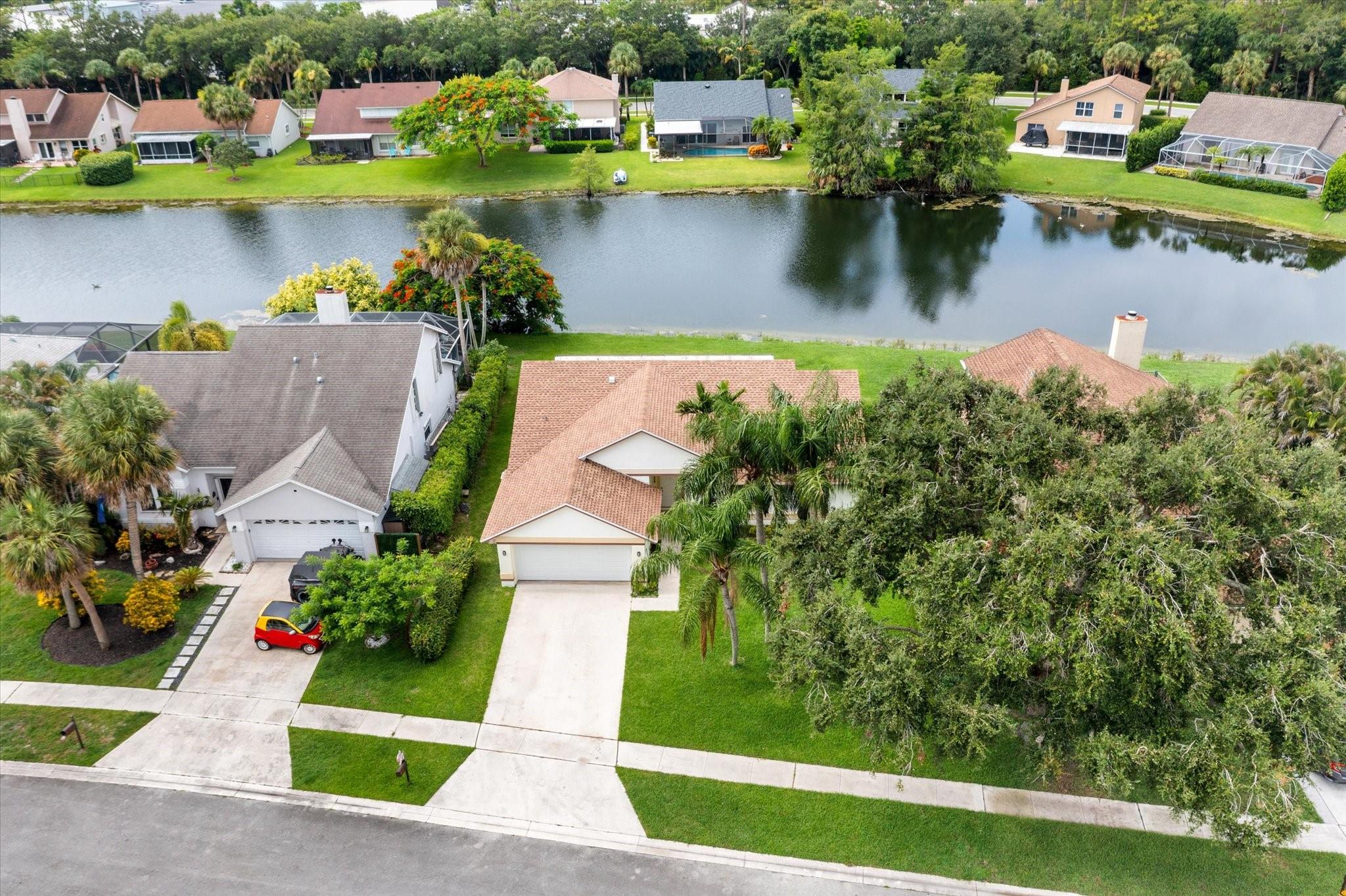 9888 Cross Pine Ct