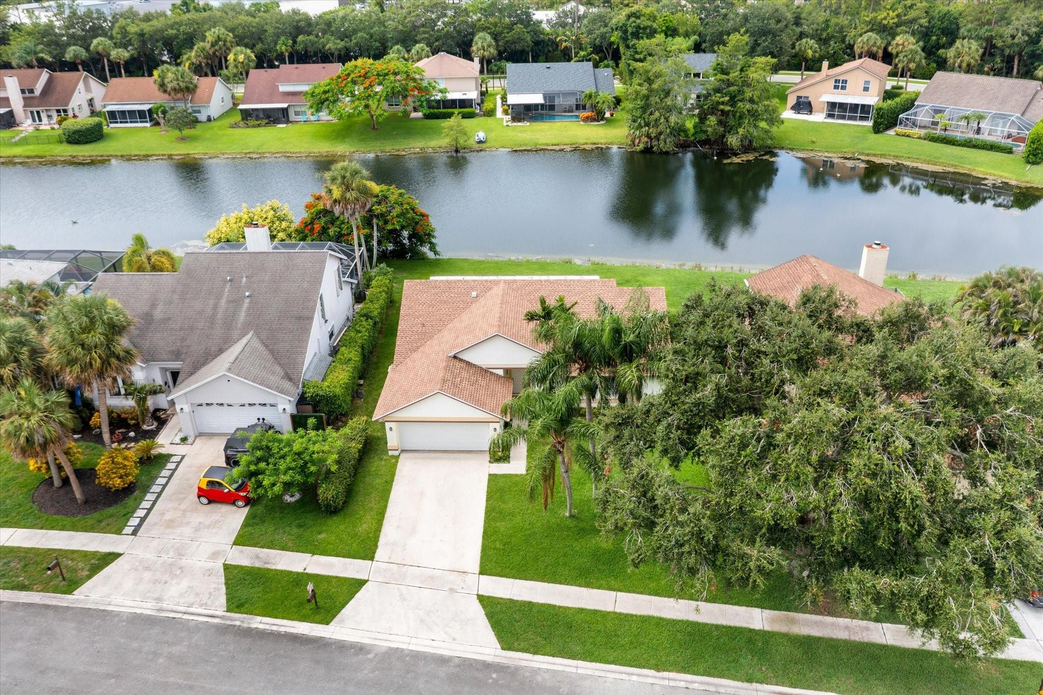 9888 Cross Pine Ct