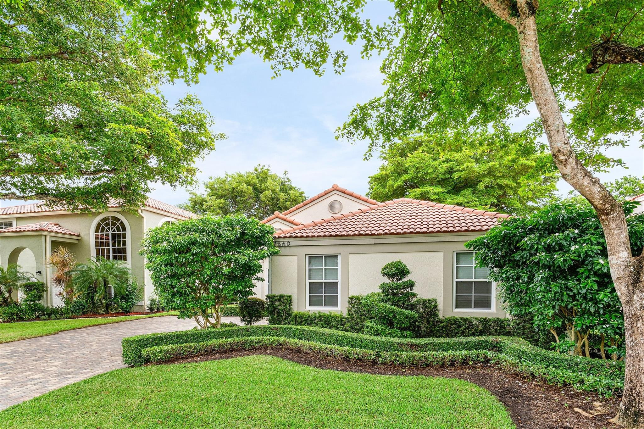 7560 NW 61st Ter