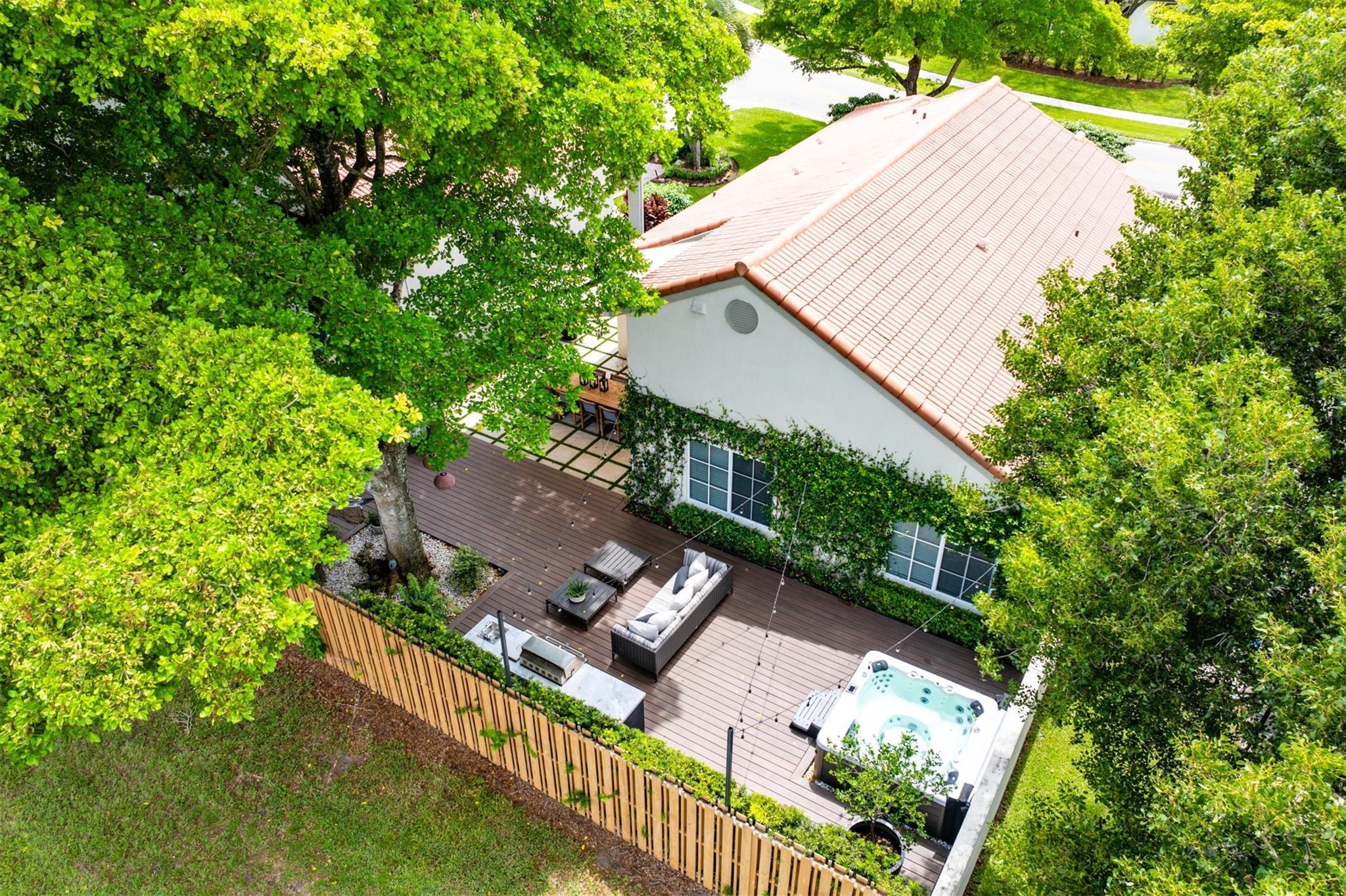 7560 NW 61st Ter