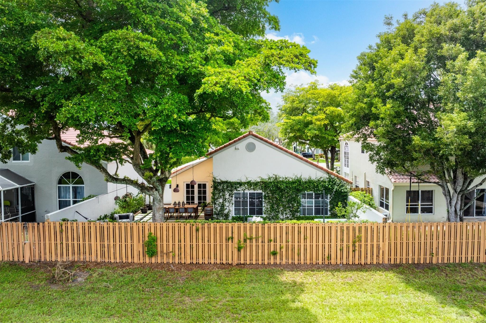 7560 NW 61st Ter