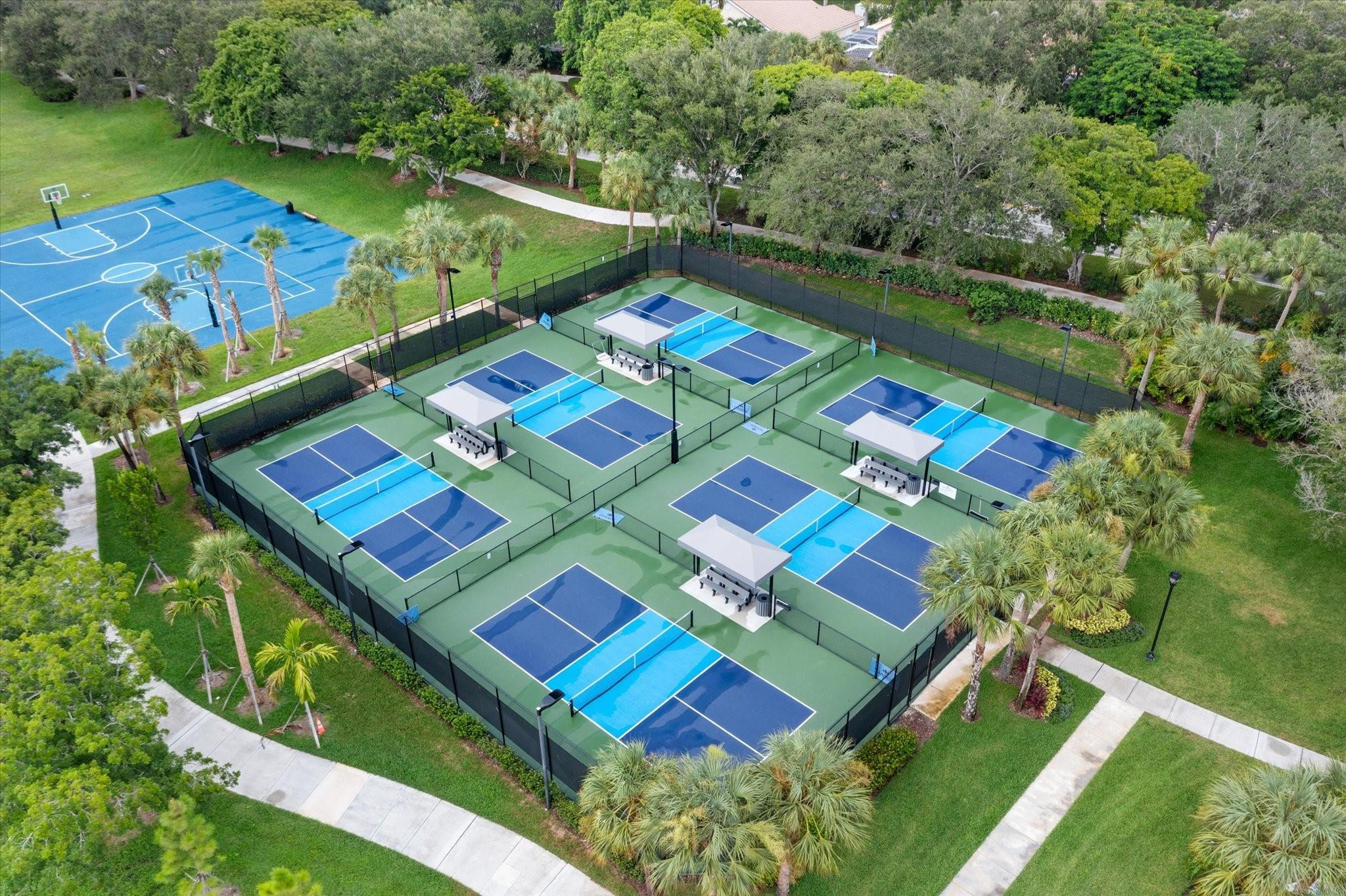 5867 NW 125th Ter